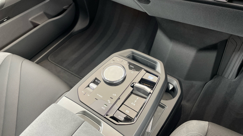 BMW iX 300kW xDr45 M Sport 101kWh 5dr Auto [Tech/Sky/Pro] Electric Estate